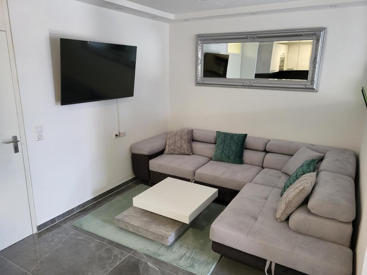 Schwarzwaldsuite Mit Panorama Waldblick Enzklosterle Luaran gambar